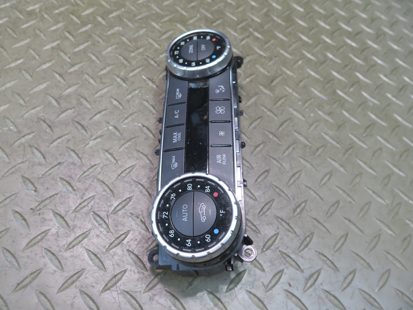 13-16 Mercedes R231 SL550 A/C Heater Climate Control Switch 2319008100 OEM