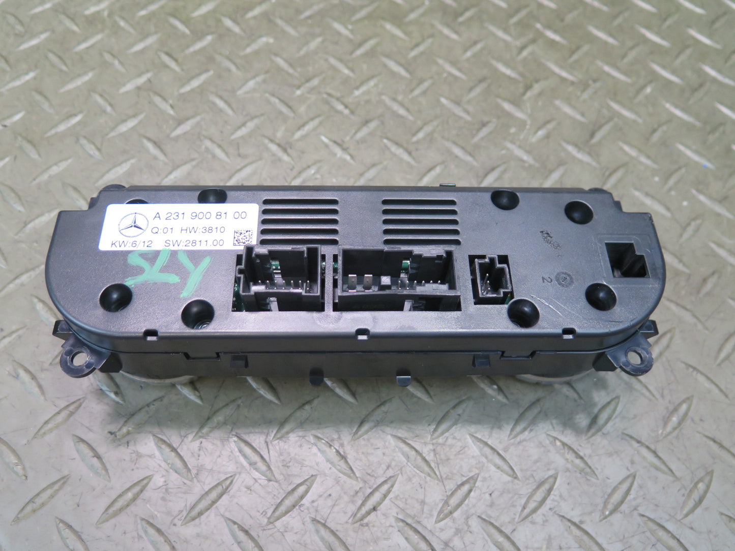 13-16 Mercedes R231 SL550 A/C Heater Climate Control Switch 2319008100 OEM