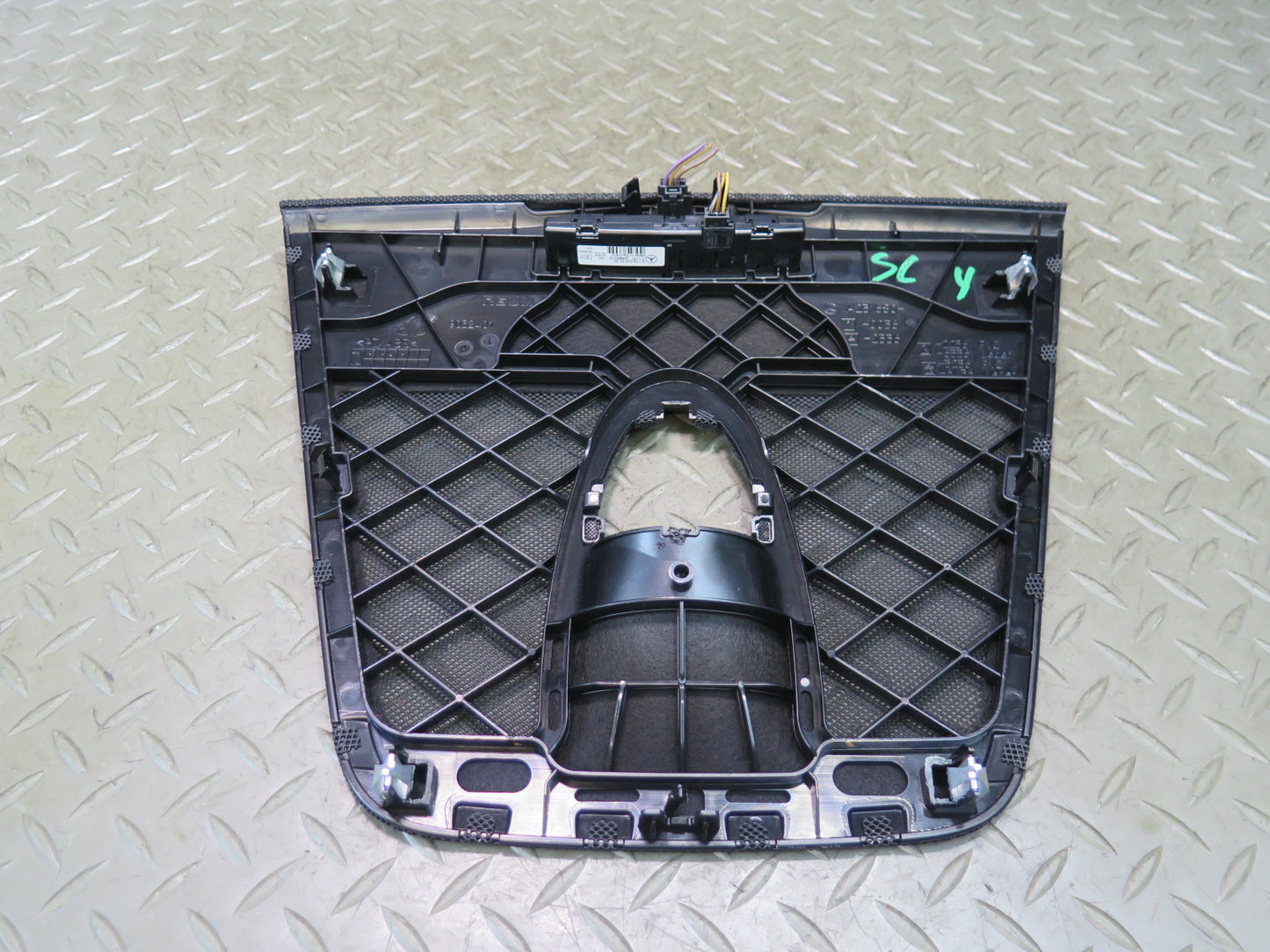 13-20 Mercedes R231 SL550 Dash Front Center Trim Speaker Grille w Buzzer OEM