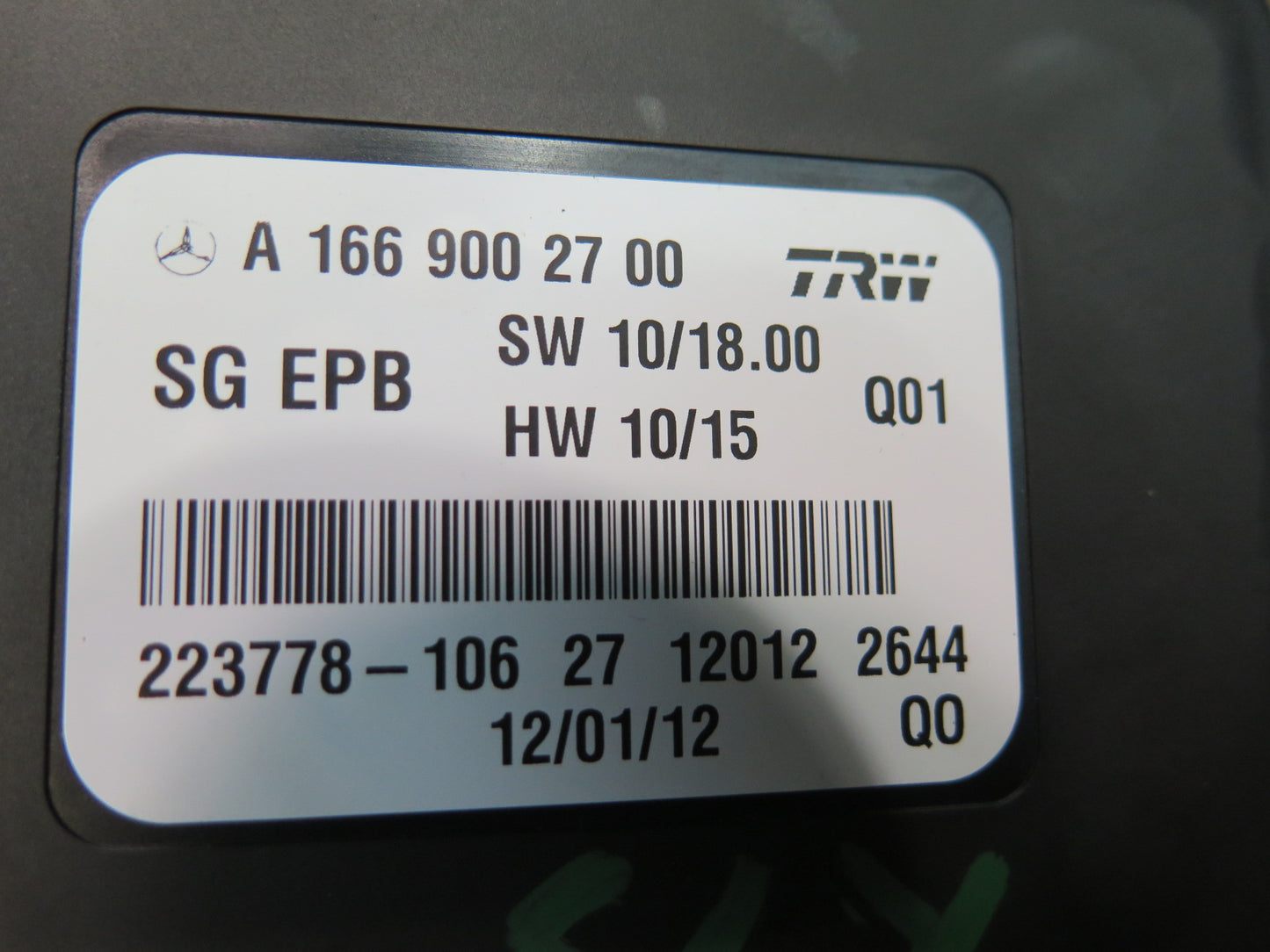 13-20 Mercedes R231 SL550 Parking Brake Control Module 1669002700 OEM