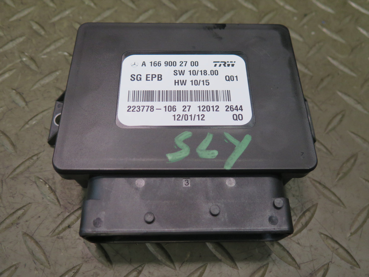 13-20 Mercedes R231 SL550 Parking Brake Control Module 1669002700 OEM