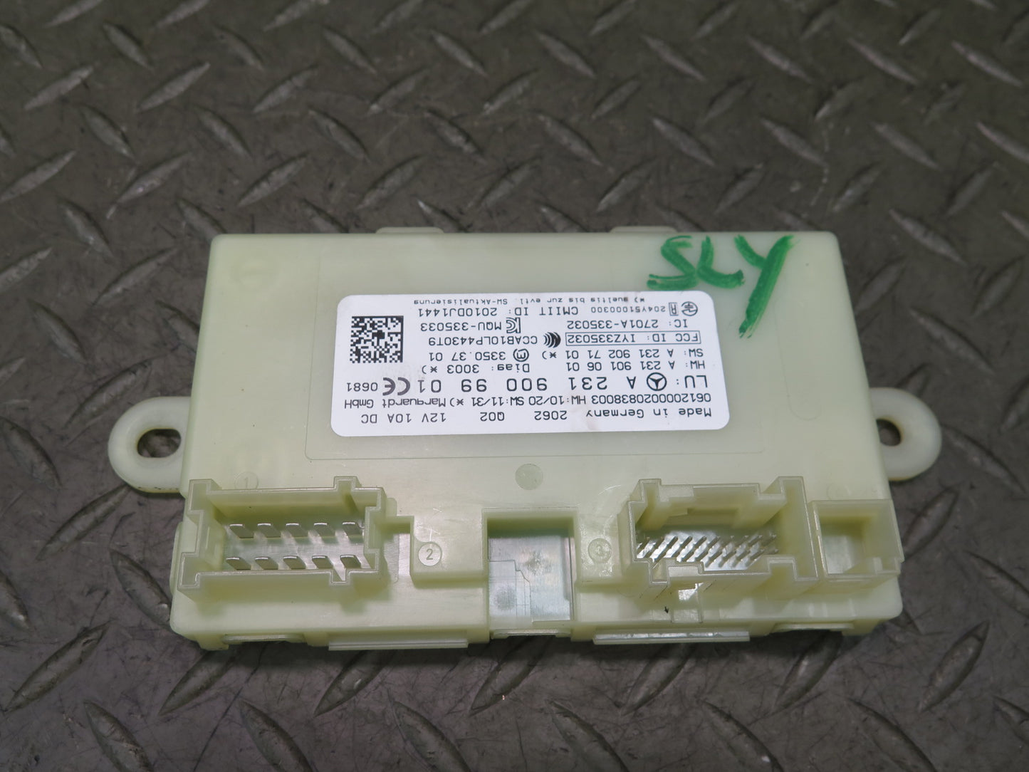 13-20 Mercedes R231 SL550 Keyless Entry Door Control Module 2319009901 OEM