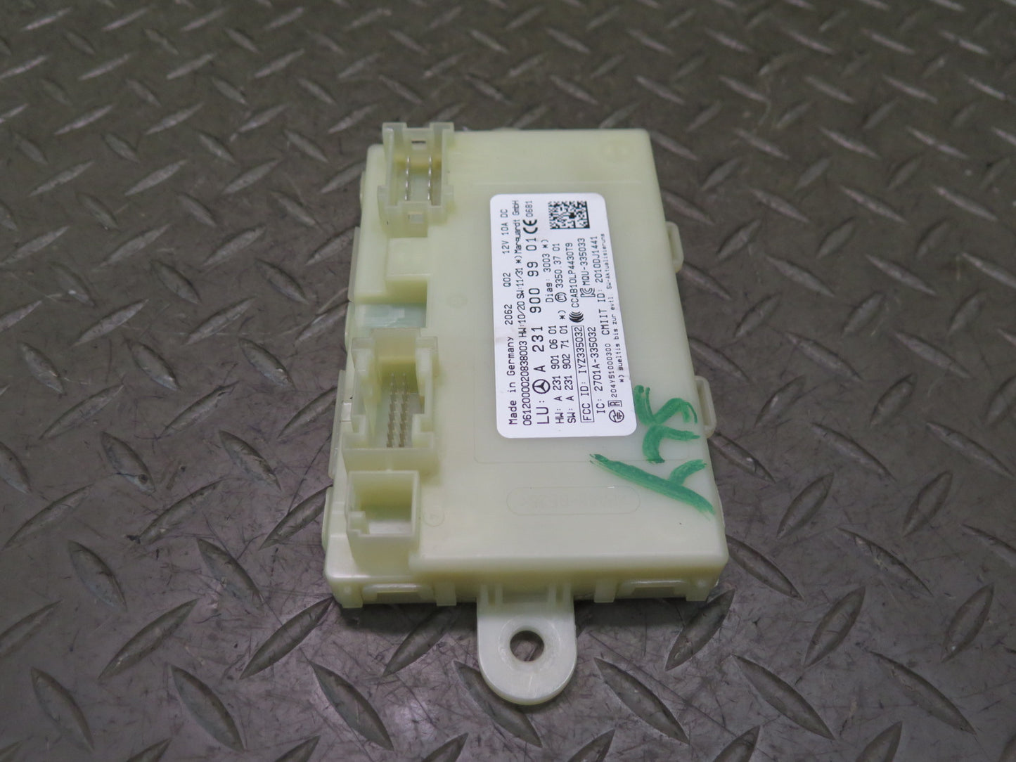 13-20 Mercedes R231 SL550 Keyless Entry Door Control Module 2319009901 OEM