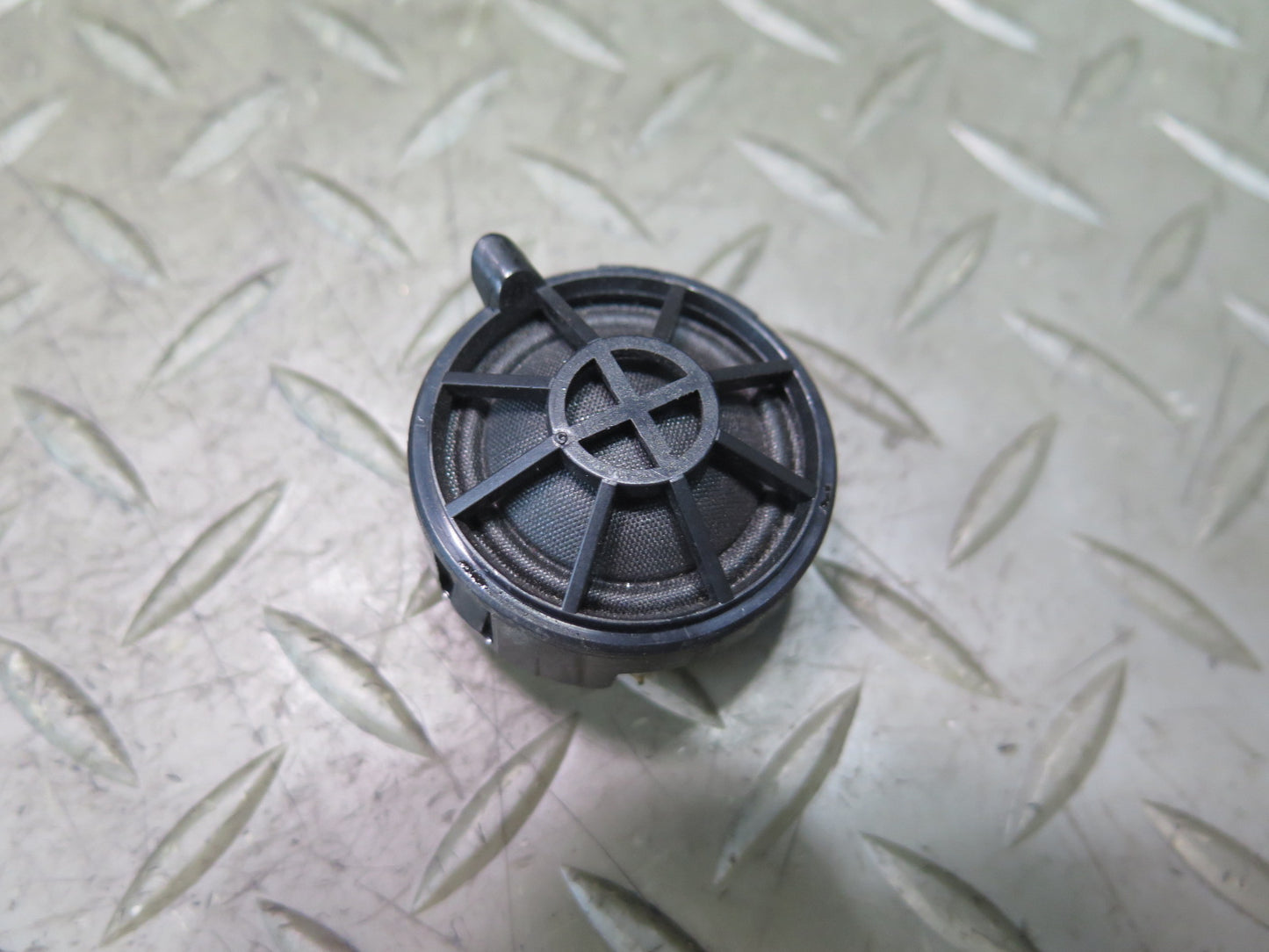 13-20 Mercedes R231 SL550 Set of 3 Front Door Tweeter Speaker OEM