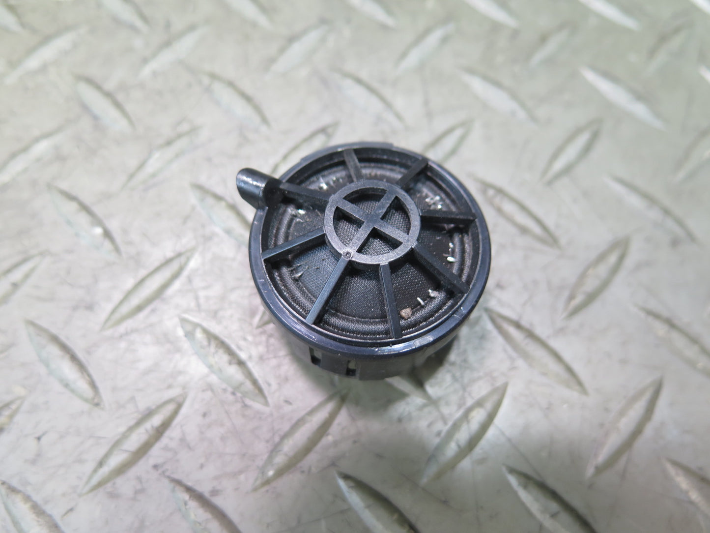 13-20 Mercedes R231 SL550 Set of 3 Front Door Tweeter Speaker OEM