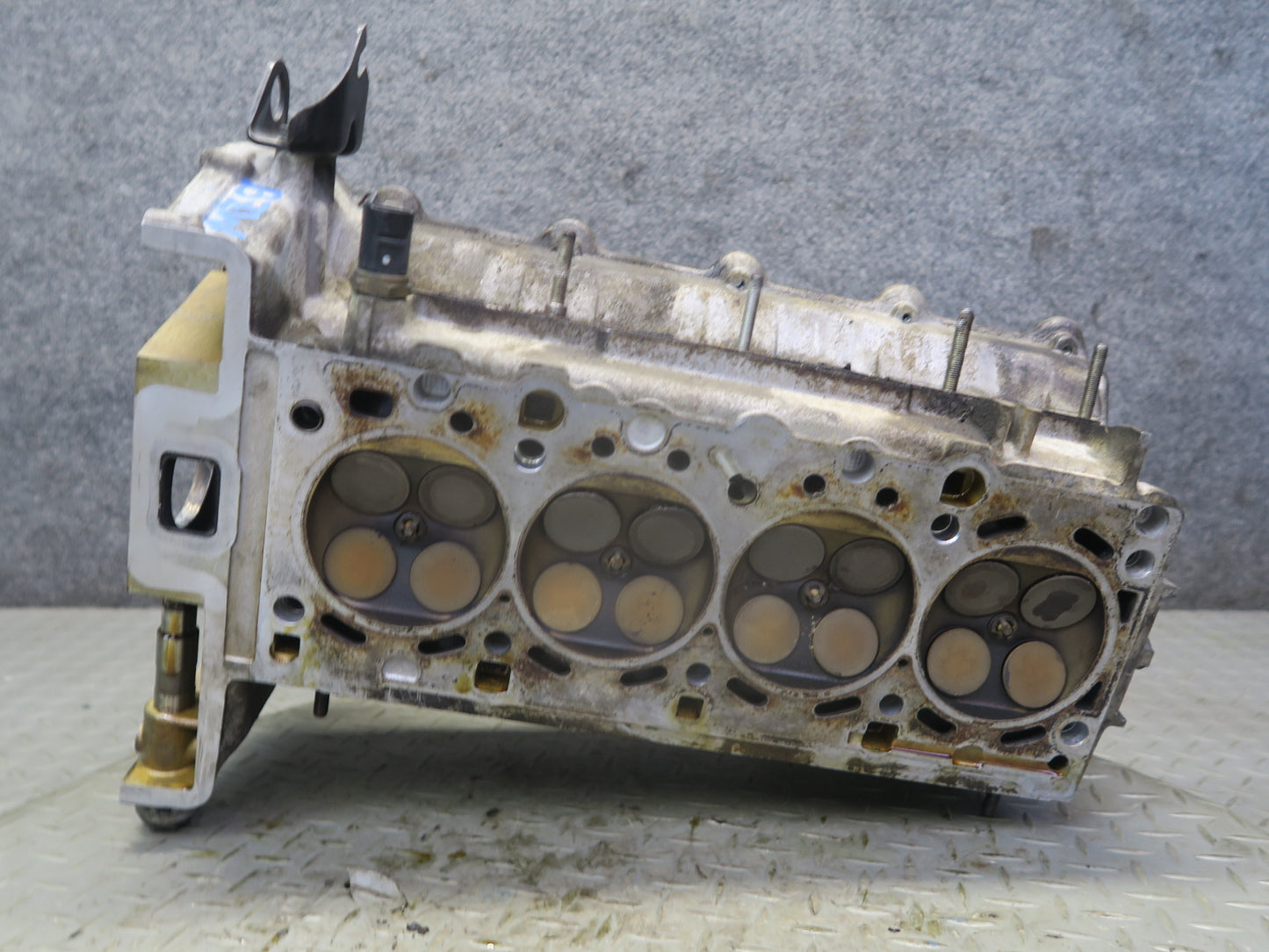 96-99 BMW E36/7 Z3 1.9L M44 Engine Motor Cylinder Head w Camshafts OEM