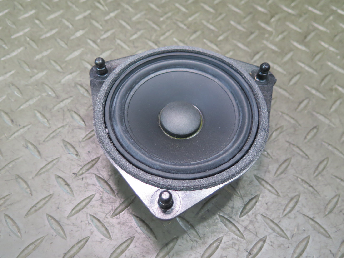 13-20 Mercedes R231 SL550 Set of 2 Front or Rear LOGIC7 Speaker 2318200702 OEM