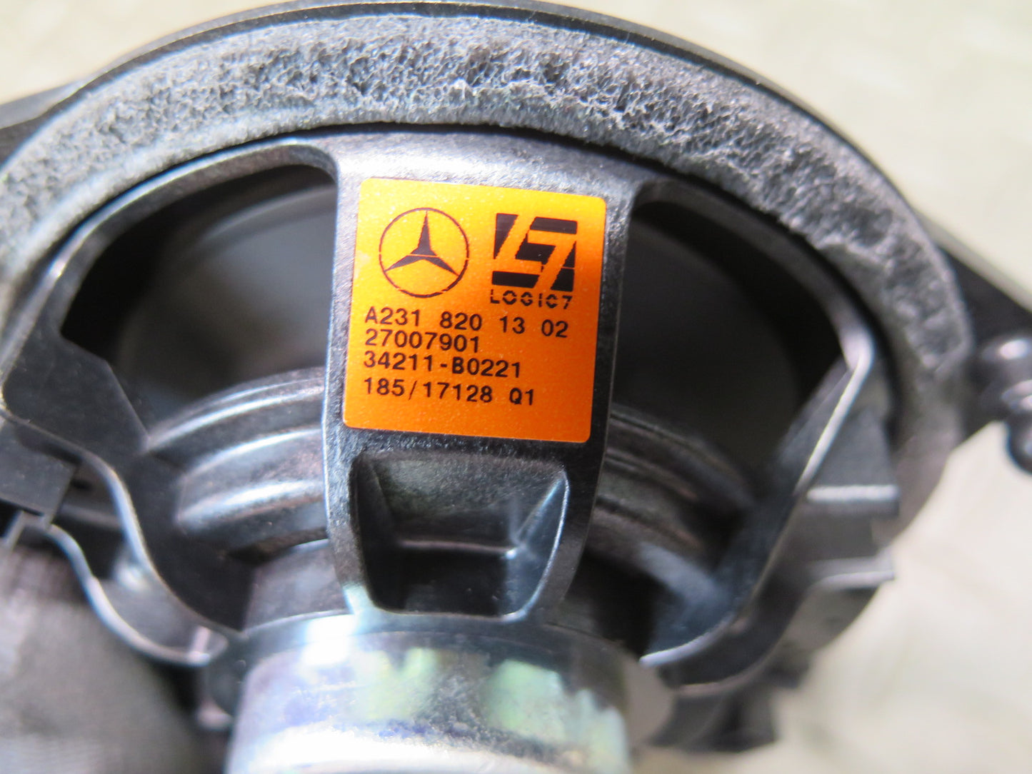 13-20 Mercedes R231 SL550 Dash Front Center Audio Speaker 2318201302 OEM
