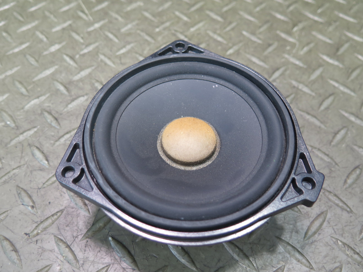 13-20 Mercedes R231 SL550 Dash Front Center Audio Speaker 2318201302 OEM