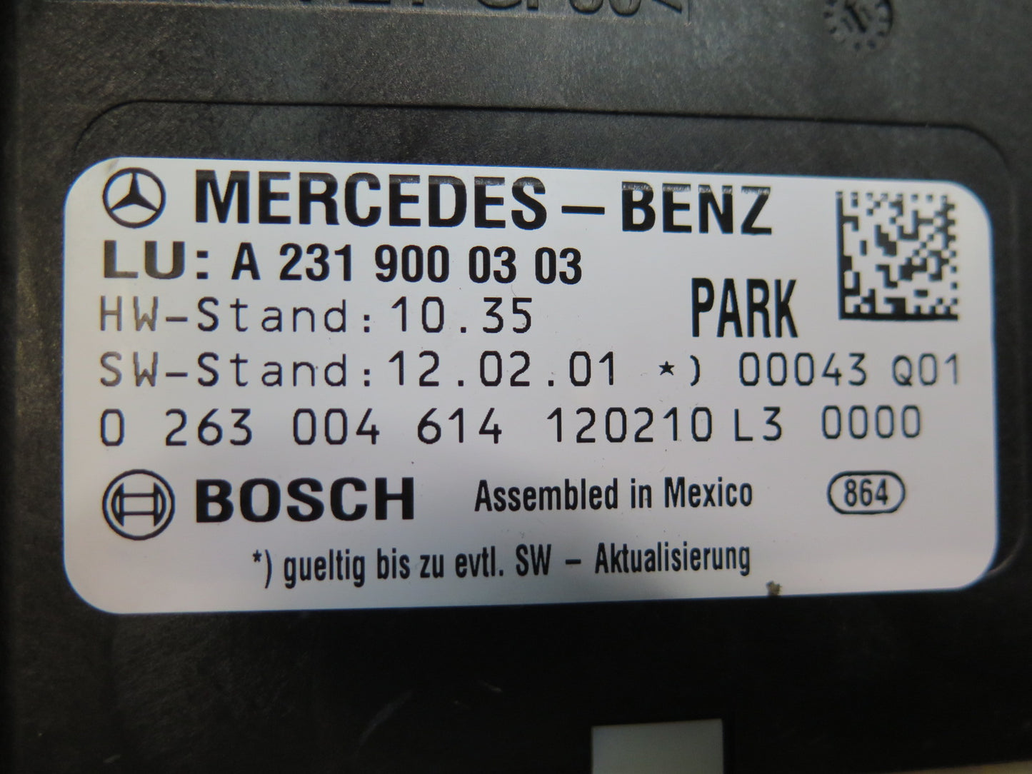 13-20 Mercedes R231 SL550 Park Asist Control Module 2319000303 OEM