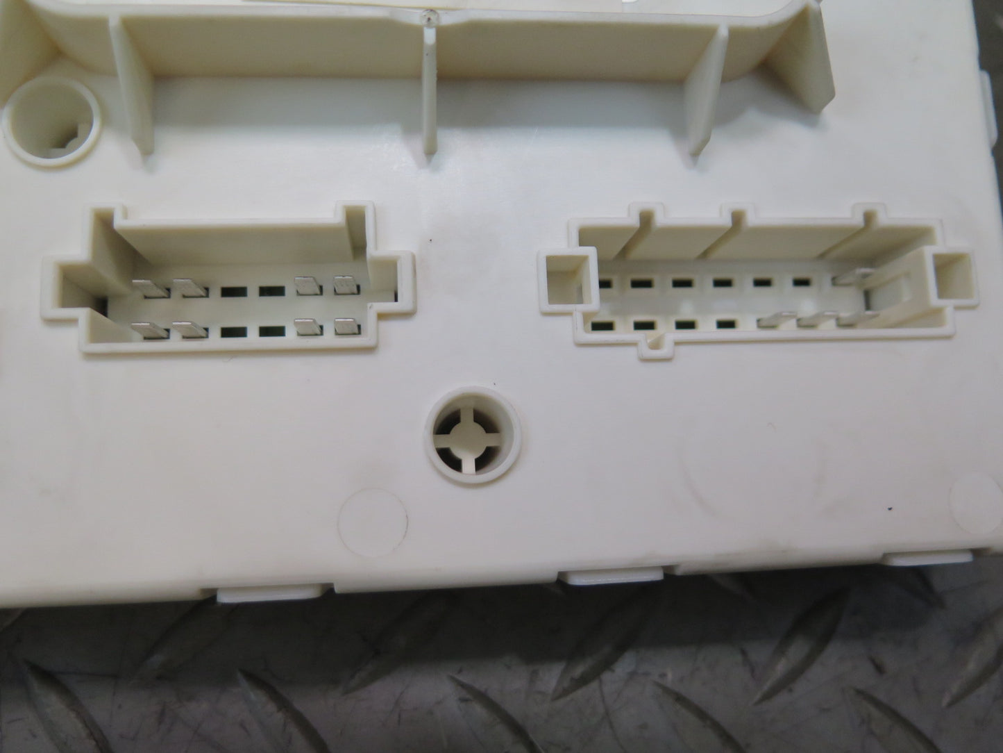 13-20 Mercedes R231 SL550 Convertible Roll Bar Control Module 2319000203 OEM