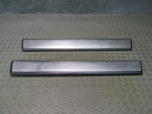 13-20 Mercedes R231 SL550 vset of 2 Door Scuff Sill Plate Trim Panel OEM