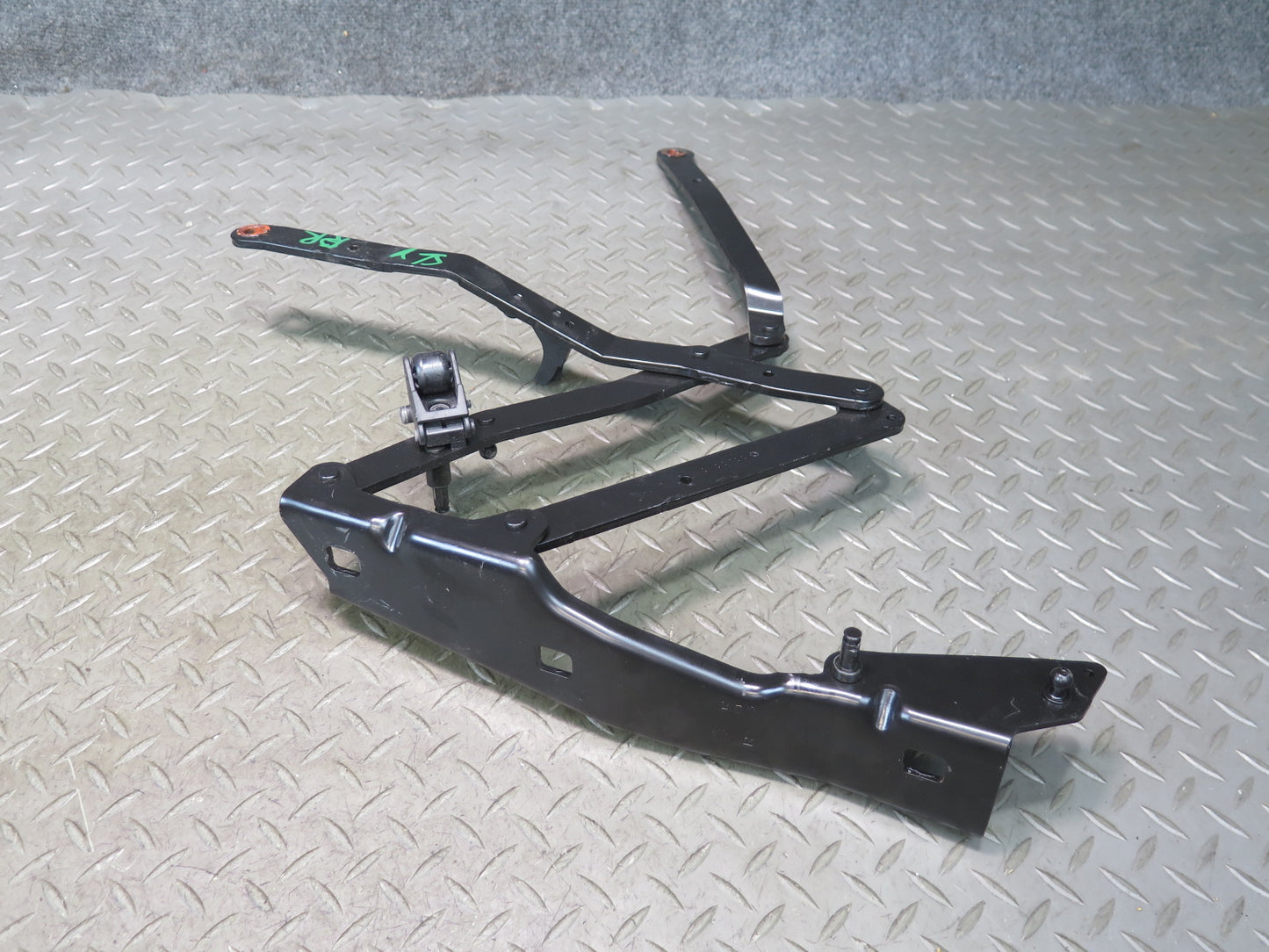 13-20 Mercedes R231 SL550 Set of 2 Rear Left & Right Trunk Lid Hinge OEM