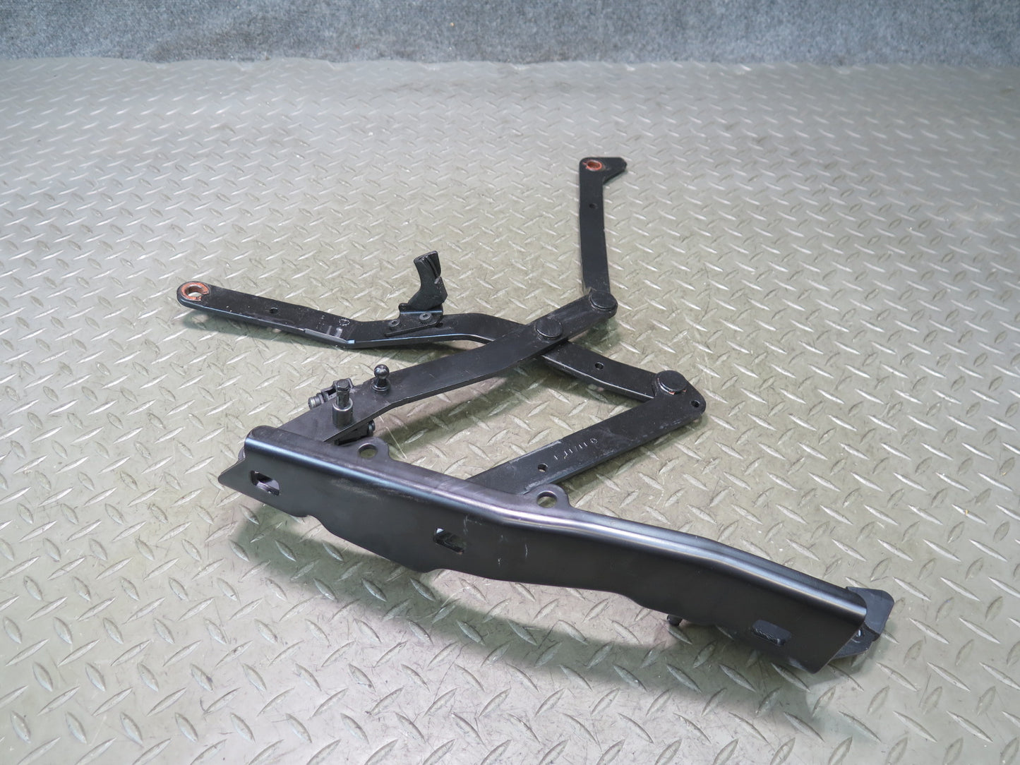 13-20 Mercedes R231 SL550 Set of 2 Rear Left & Right Trunk Lid Hinge OEM