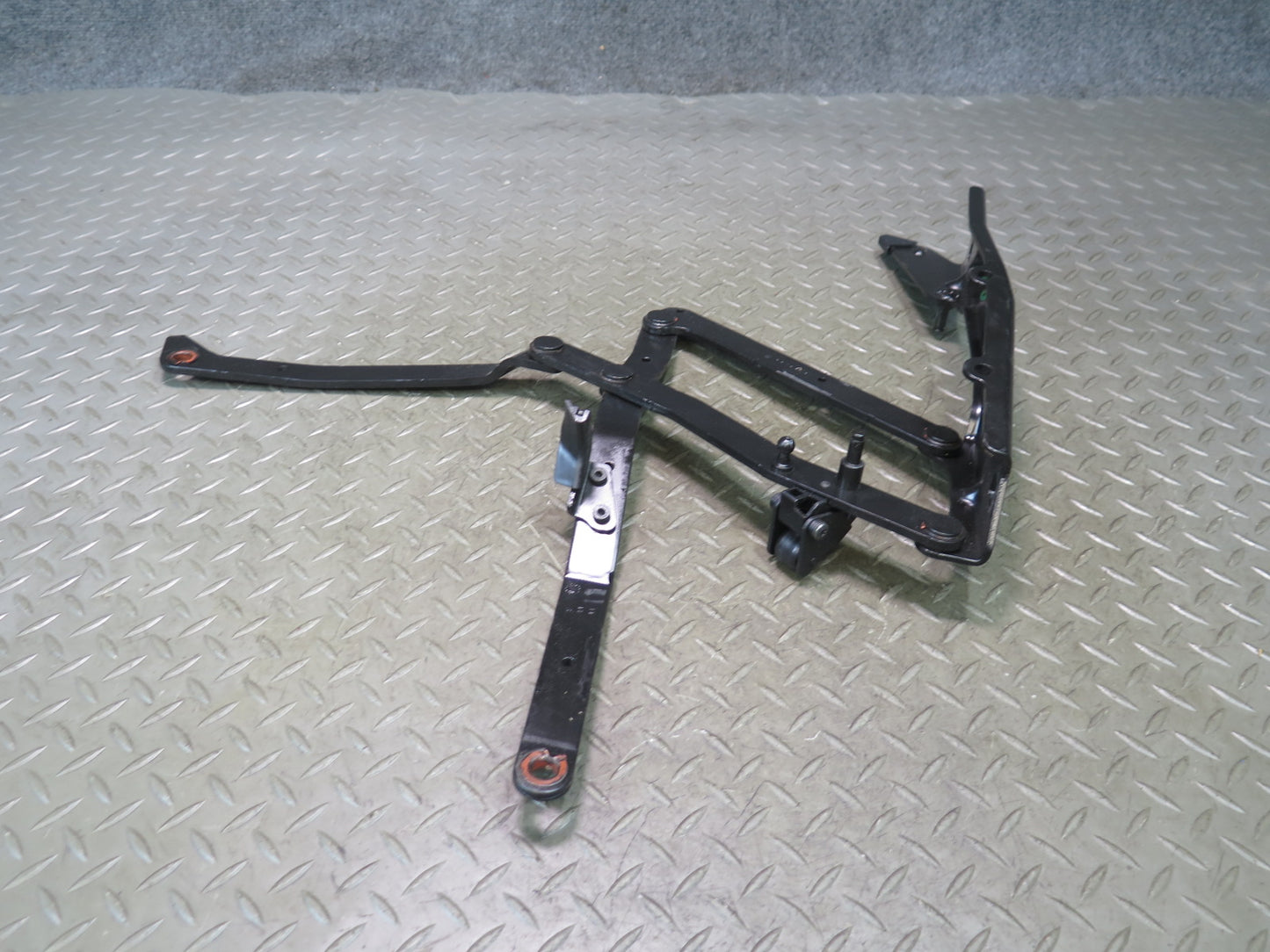 13-20 Mercedes R231 SL550 Set of 2 Rear Left & Right Trunk Lid Hinge OEM