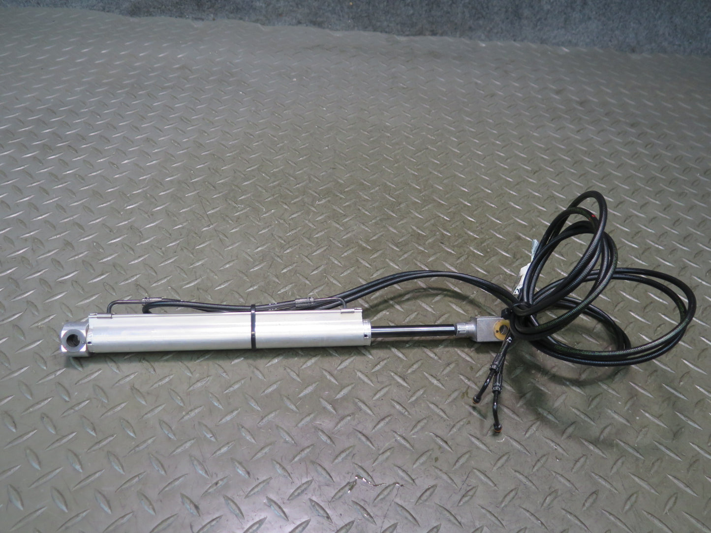 13-20 Mercedes R231 SL550 Convertible TOP Roof Right Hydraulic Cylinder OEM
