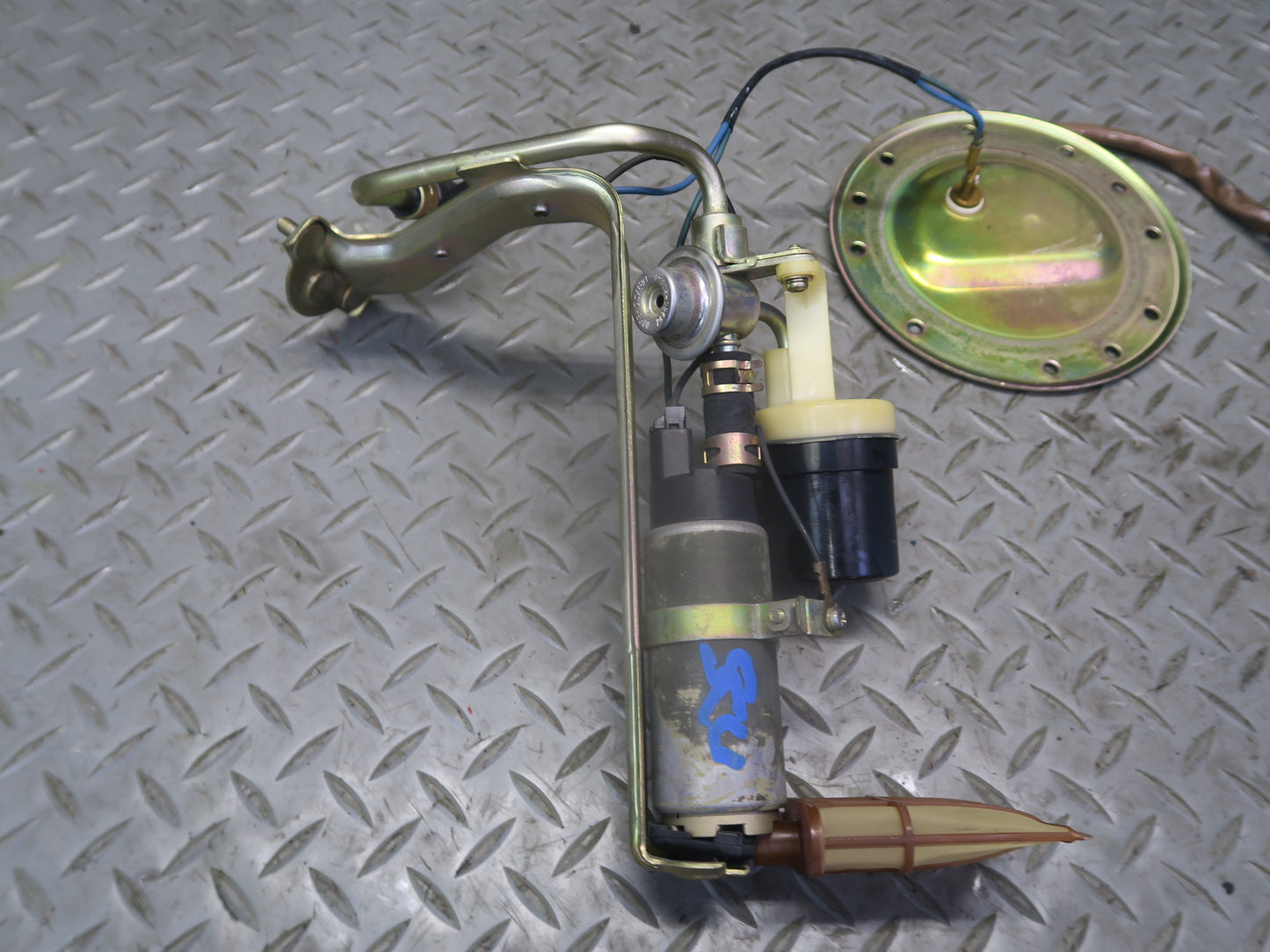 97-00 Lexus UZZ30L SC300 SC400 Fuel Pump Level Sensor Sending Unit Set OEM