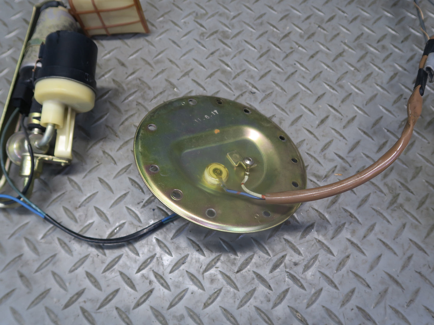 97-00 Lexus UZZ30L SC300 SC400 Fuel Pump Level Sensor Sending Unit Set OEM