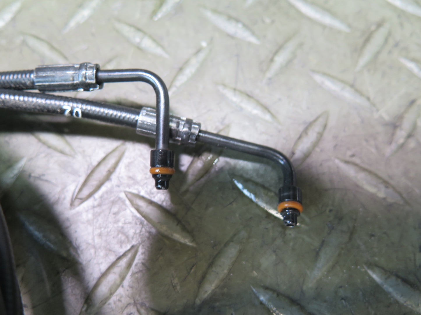 13-20 Mercedes R231 SL550 Converibtle Trunk Left or Right Hydraulic Cylinder OEM