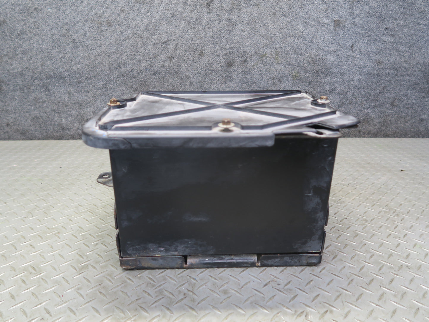 03-06 Chevrolet SSR Rear Under Truck BED Mounted Battery Box OEM