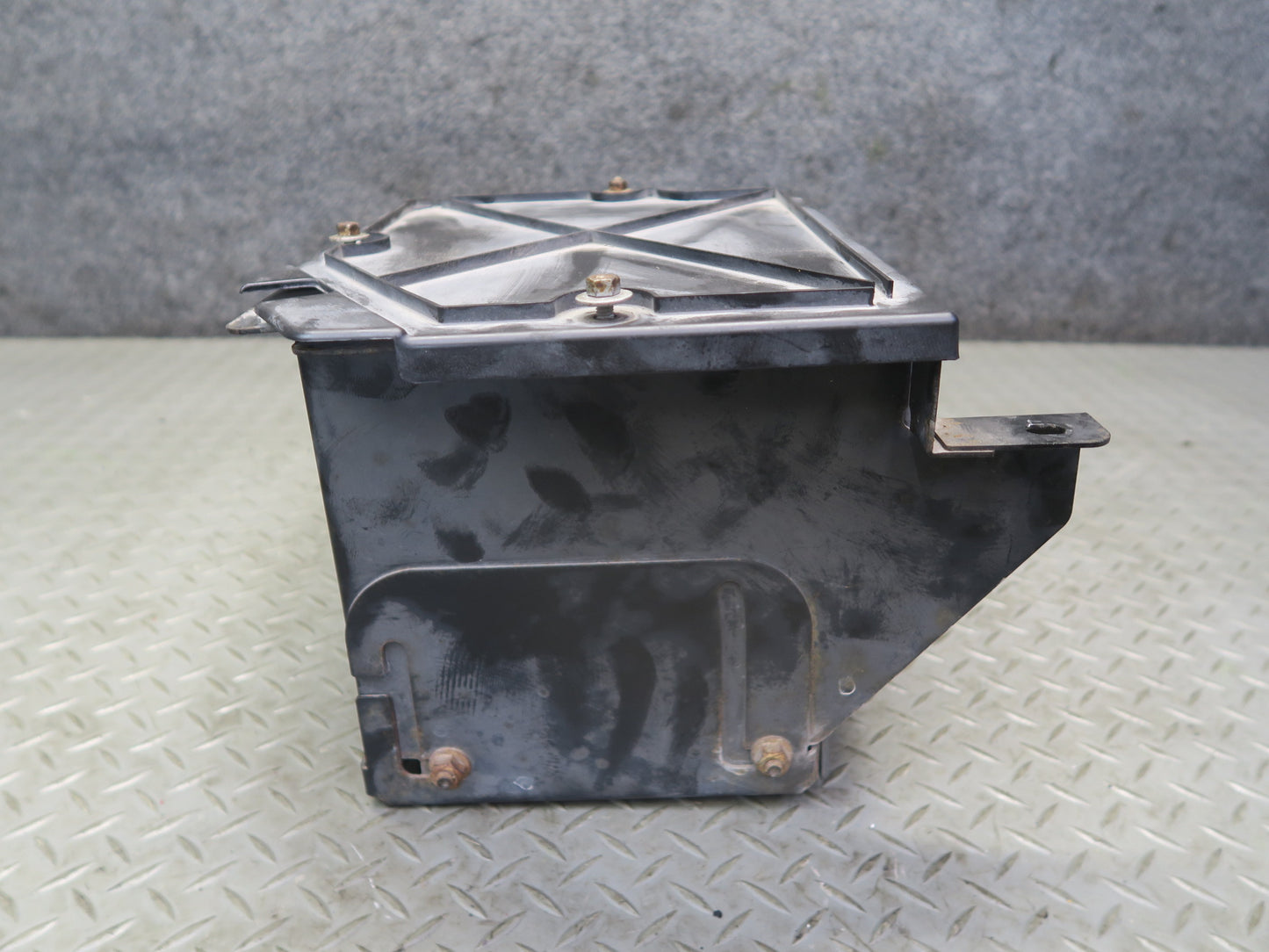 03-06 Chevrolet SSR Rear Under Truck BED Mounted Battery Box OEM