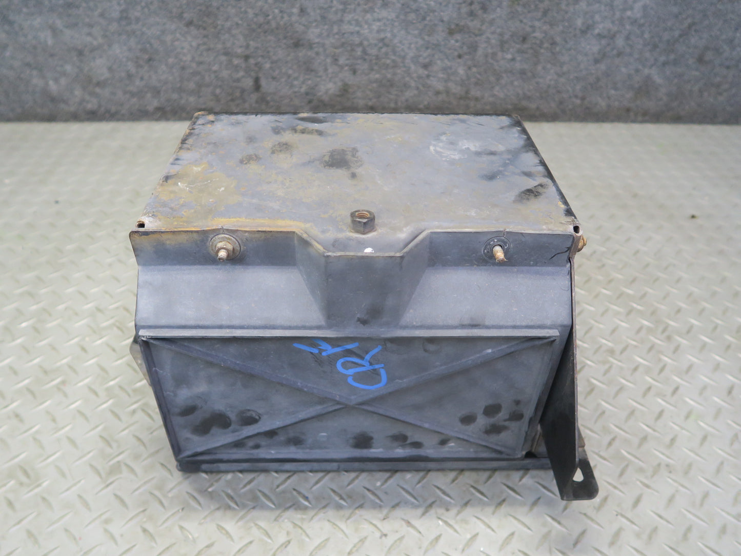 03-06 Chevrolet SSR Rear Under Truck BED Mounted Battery Box OEM