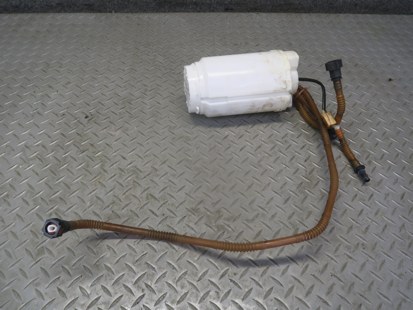 2008-2010 Porsche Cayenne 957 Turbo Fuel Pump Level Sensor Sending Unit Set of 2