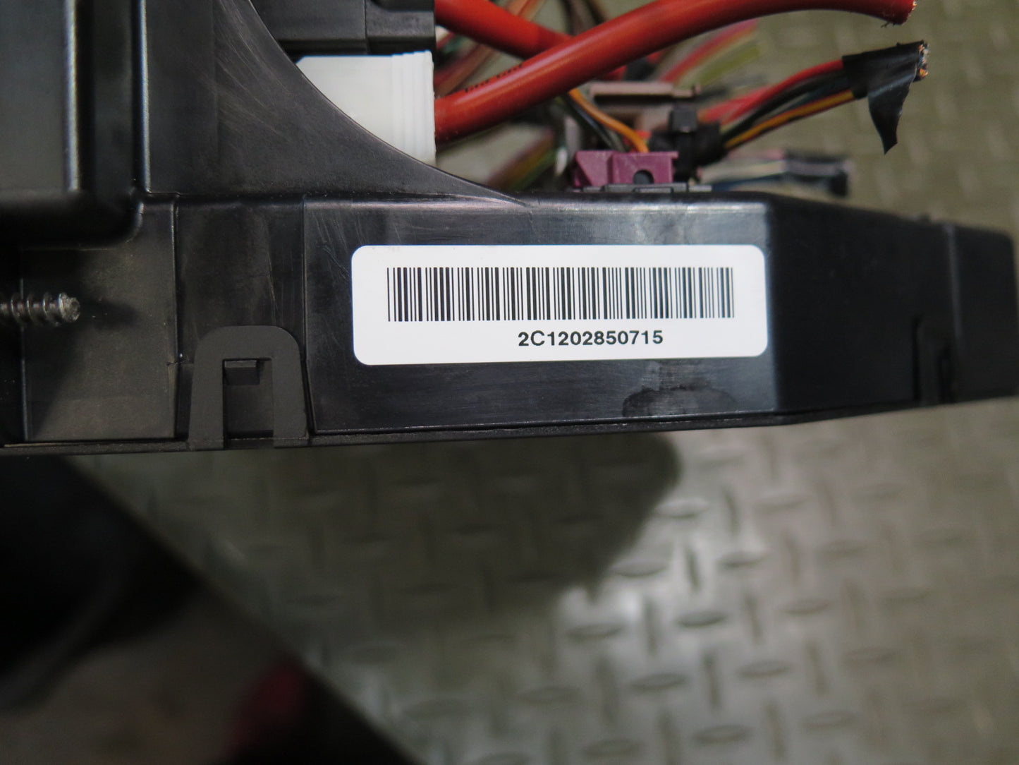 13-20 Mercedes R231 SL550 Front SAM Fuse Relay Box 2319002102 OEM