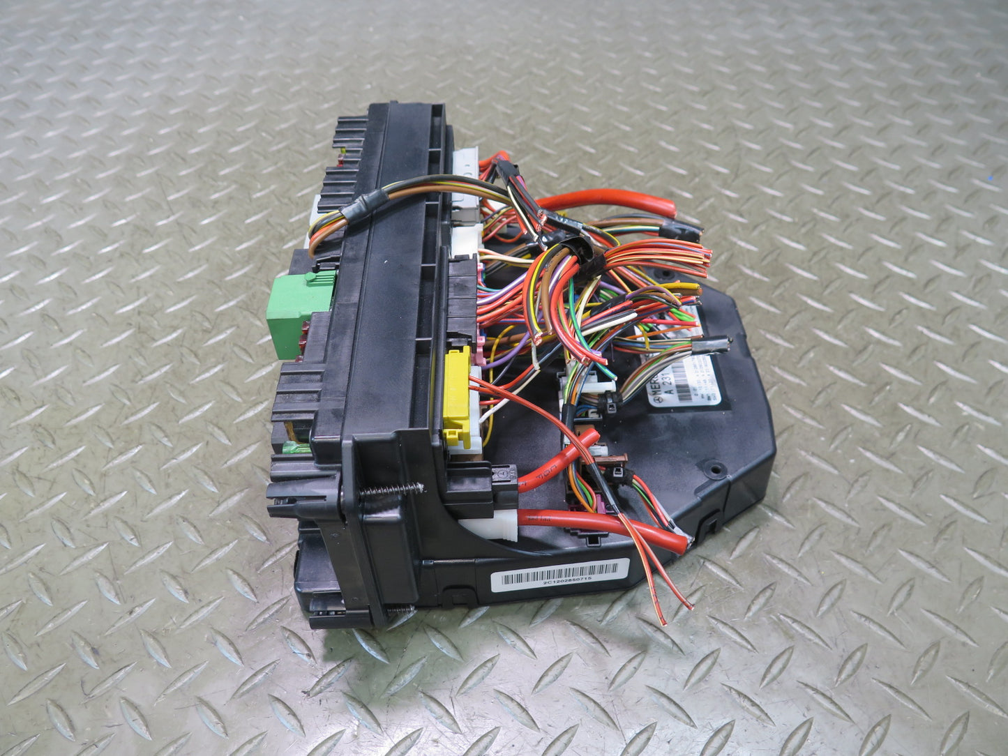 13-20 Mercedes R231 SL550 Front SAM Fuse Relay Box 2319002102 OEM