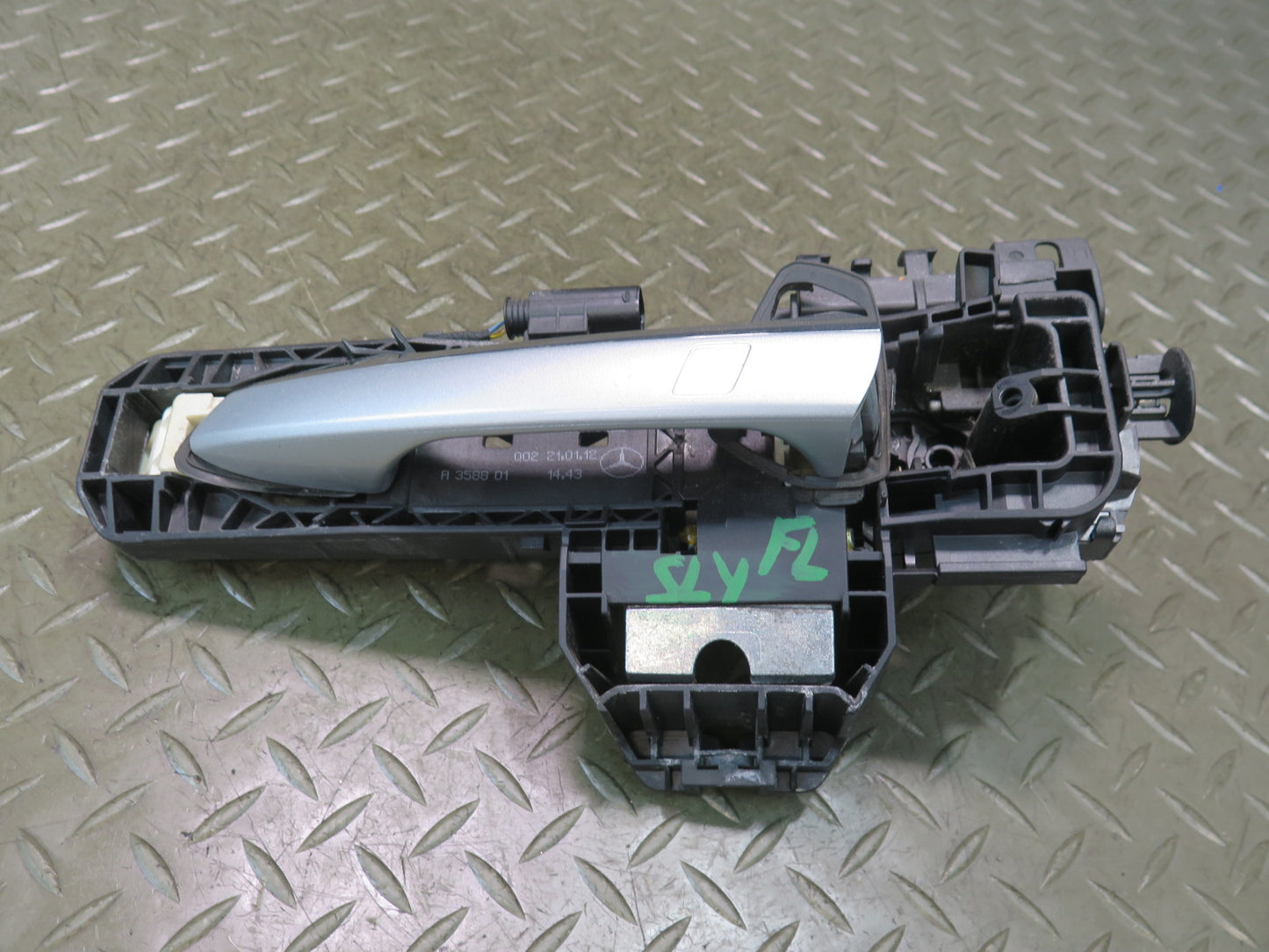 13-20 Mercedes R231 SL550 Left Door Exterior Handle w Keyless Entry OEM