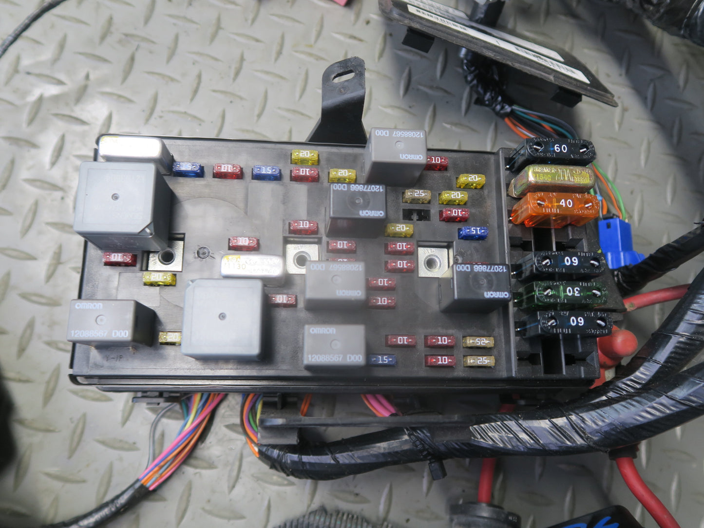 1998 Chevrolet Corvette C5 Conv A/T Interior Wire Wiring Harness w Fuse Box OEM