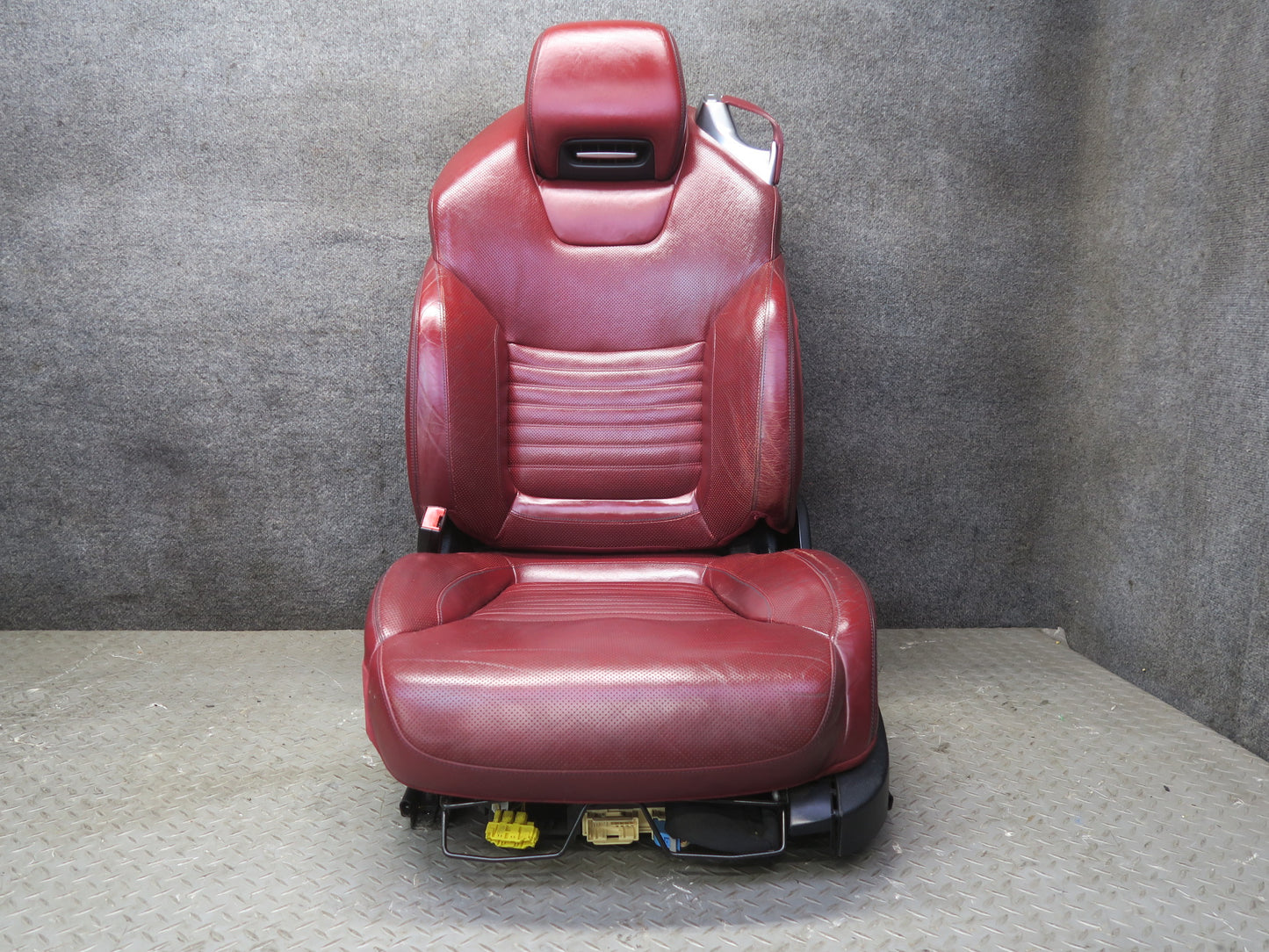 13-16 Mercedes R231 SL550 Front Left & Right Leather Dynamic Seat RED Set OEM