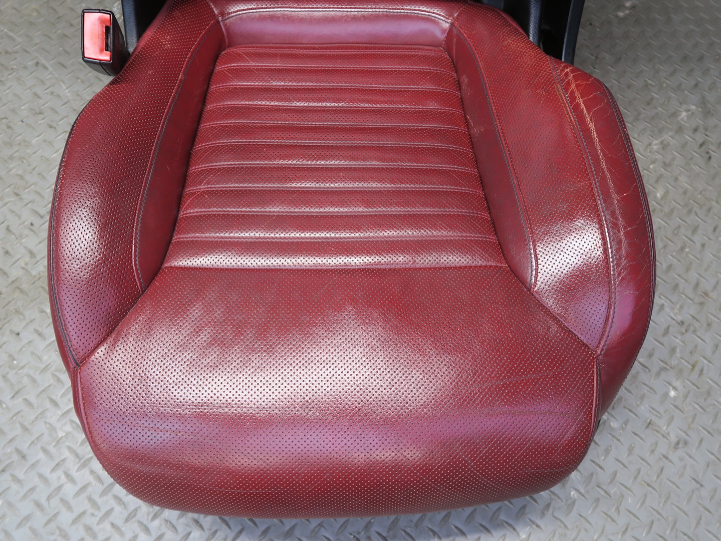 13-16 Mercedes R231 SL550 Front Left & Right Leather Dynamic Seat RED Set OEM