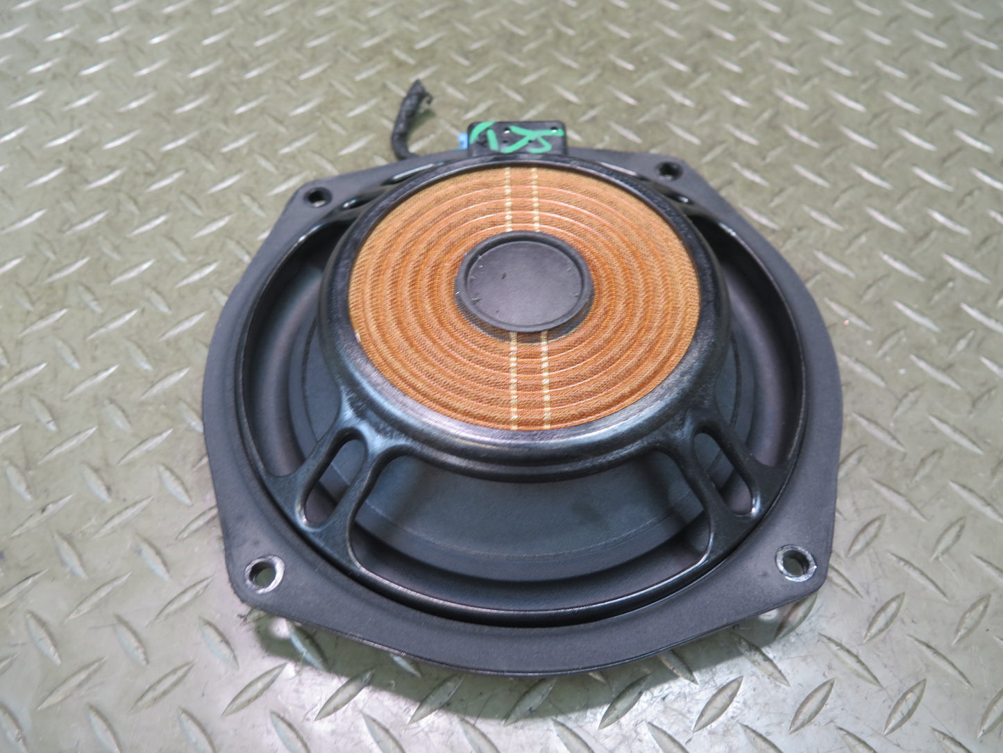 13-20 Mercedes R231 SL550 Left or Right LOGIC7 Subwoofer Speaker 2318201002 OEM