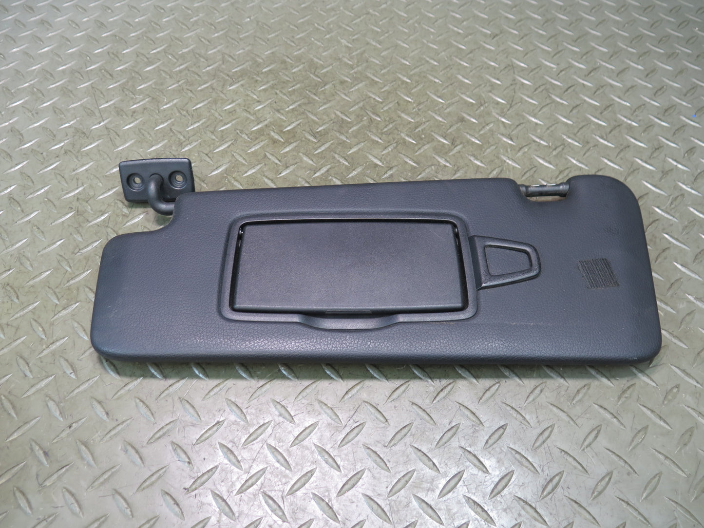 13-20 Mercedes R231 SL550 Set of 2 Front Left & Right Sun Visor Black OEM