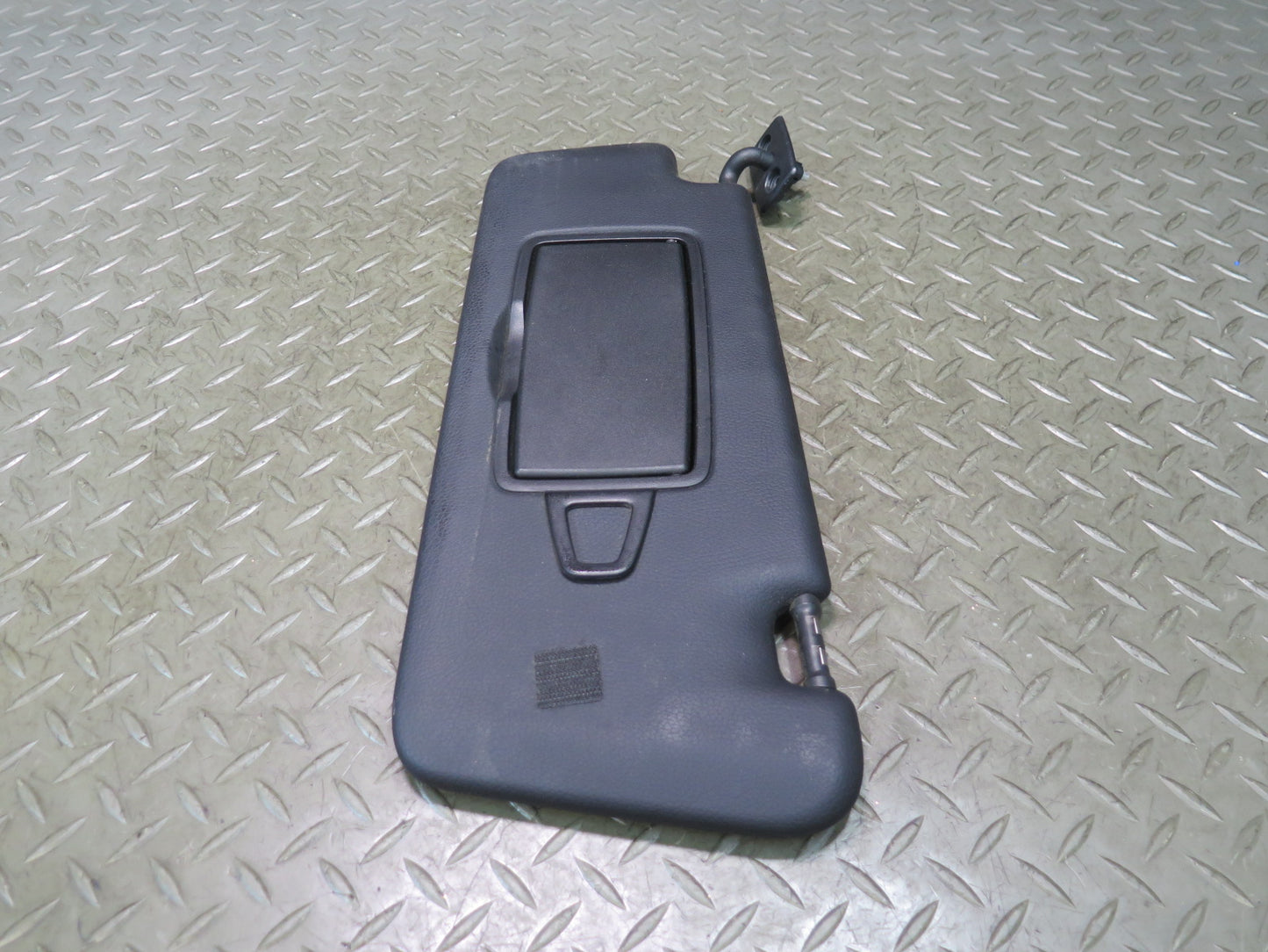 13-20 Mercedes R231 SL550 Set of 2 Front Left & Right Sun Visor Black OEM