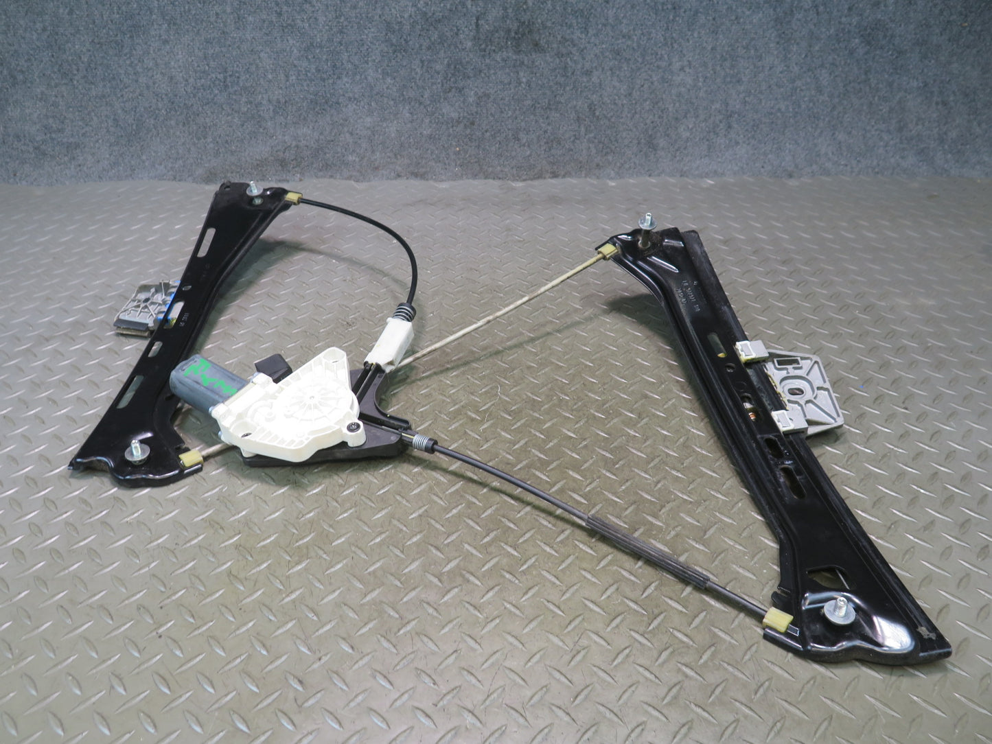 13-20 Mercedes R231 SL550 Left Door Window Regulator w Motor OEM