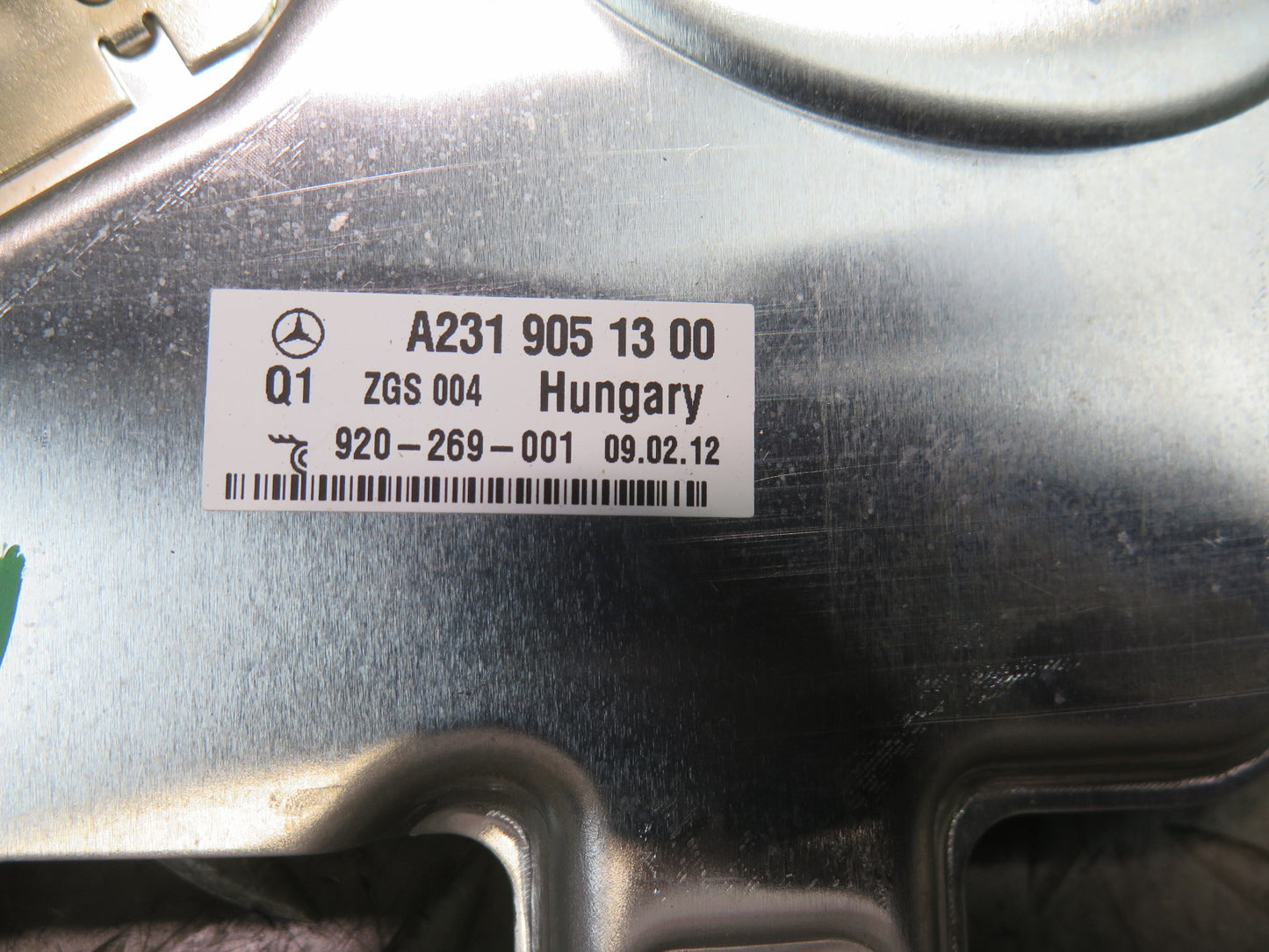 13-19 Mercedes R231 Sl-class Rear Trunk Radio GPS Navigation Antenna OEM