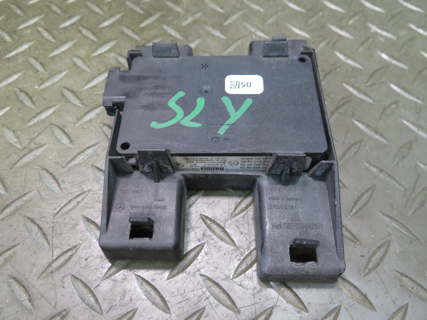2013 Mercedes R231 SL550 Blind Spot Radar Sensor w Bracket 0009024004 OEM