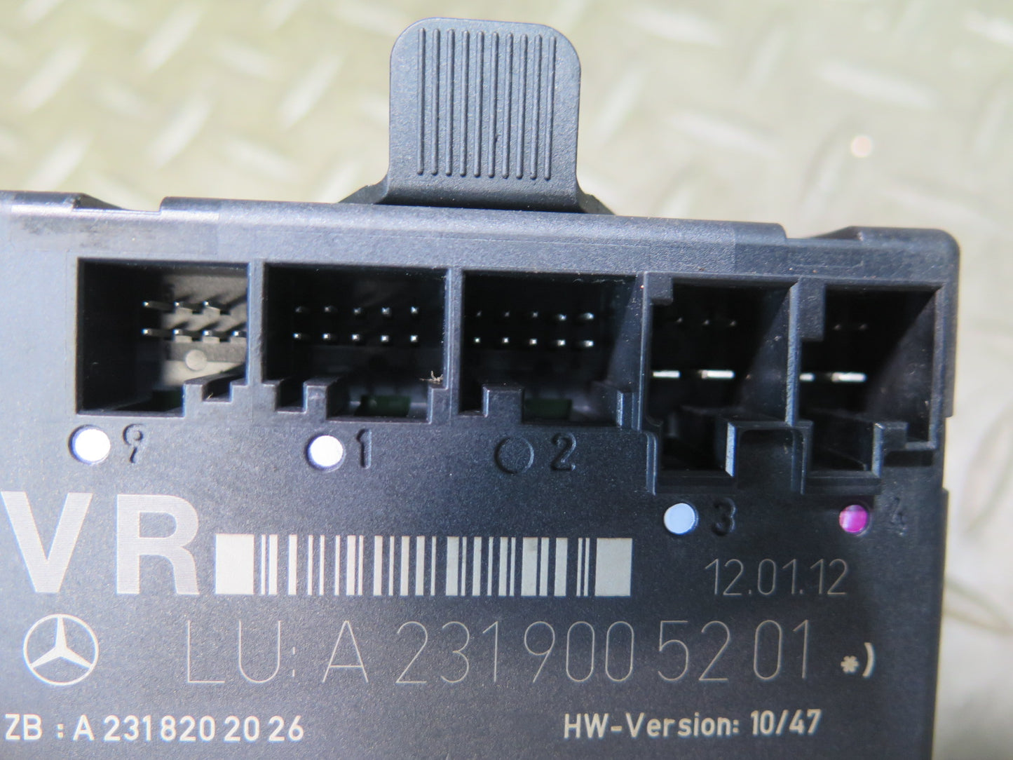 13-20 Mercedes R231 SL550 Front Right Door Control Module 2319005201 OEM