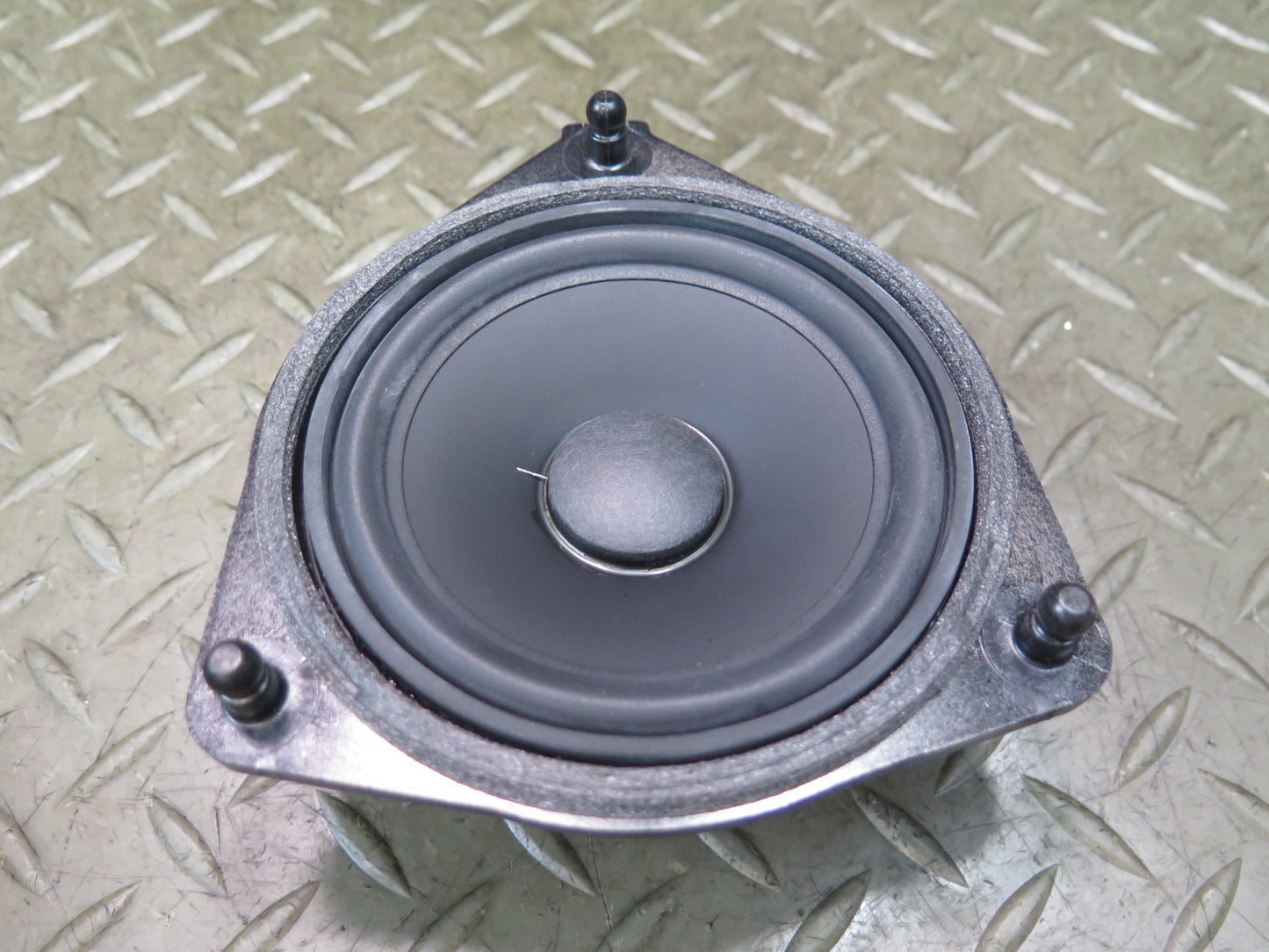 13-20 Mercedes R231 SL550 Front or Rear Left or Right LOGIC7 Speaker OEM