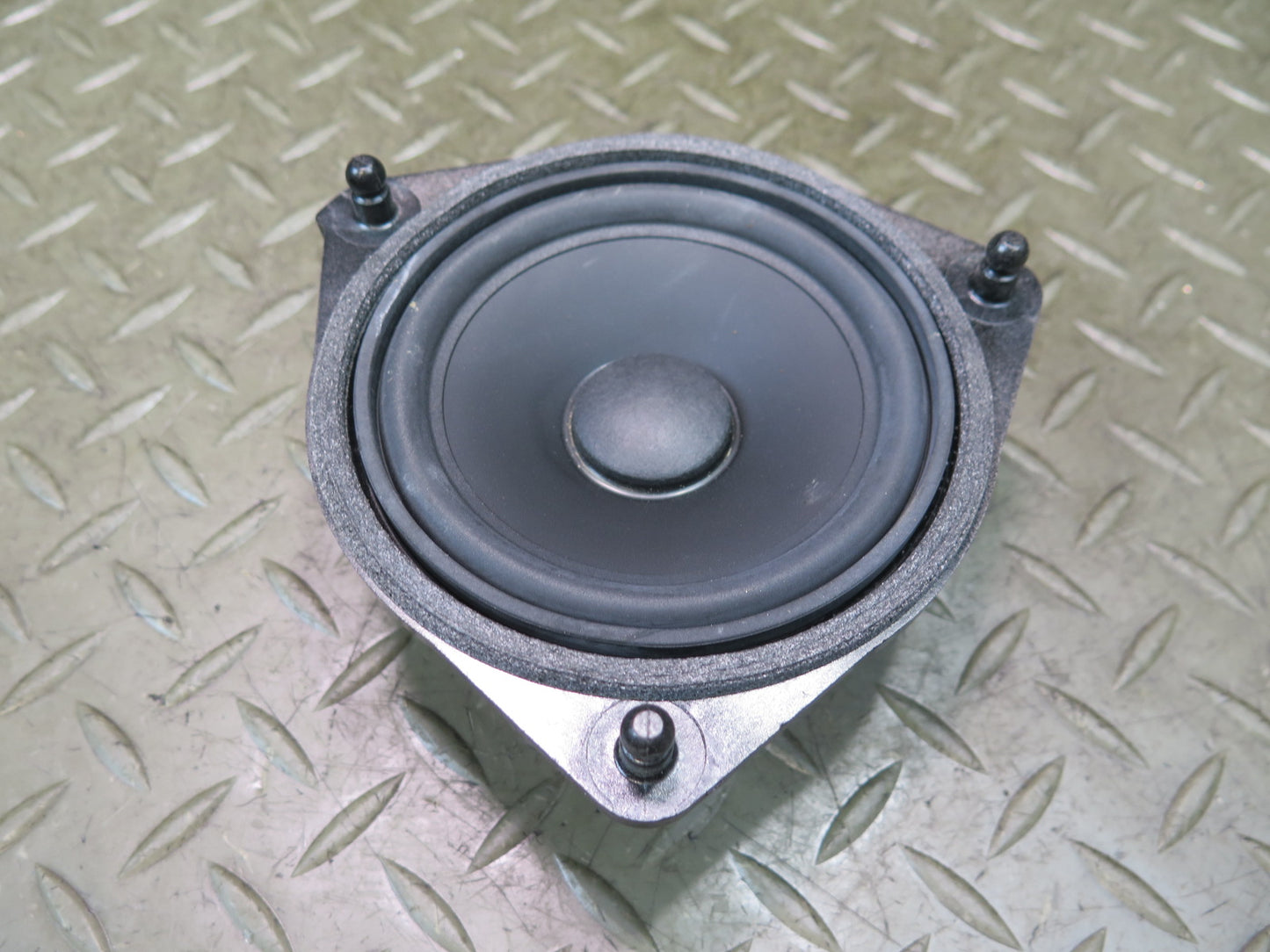 13-20 Mercedes R231 SL550 Front or Rear Left or Right LOGIC7 Speaker OEM