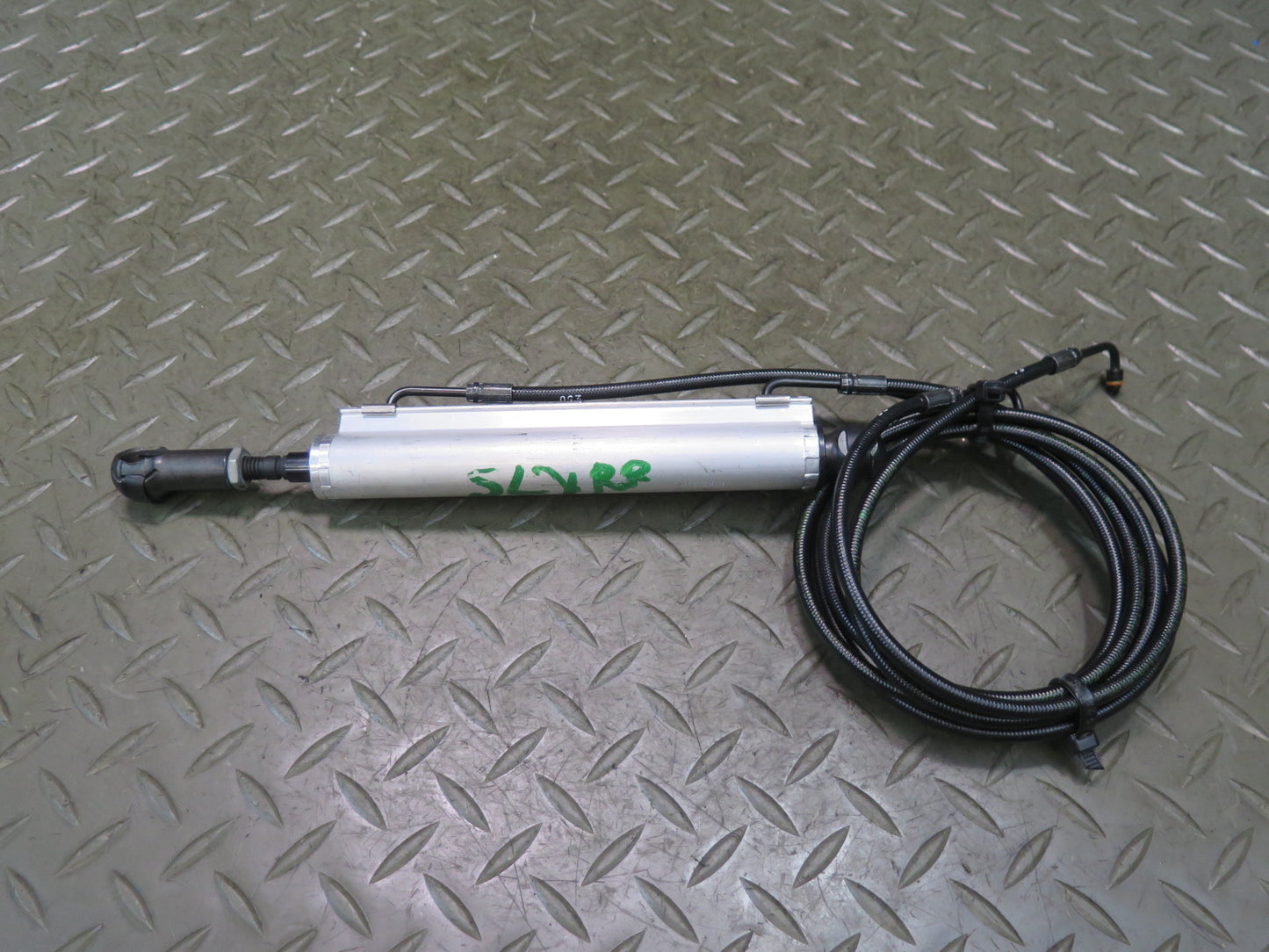 13-20 Mercedes R231 SL550 Rear Trunk Lid Liftgate Lift Hydraulic Cylinder OEM