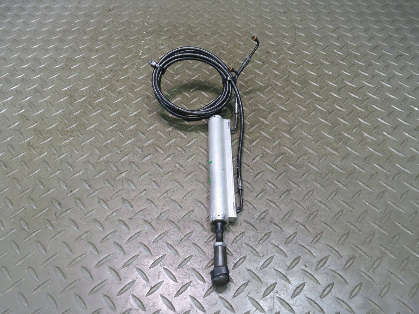 13-20 Mercedes R231 SL550 Rear Trunk Lid Liftgate Lift Hydraulic Cylinder OEM