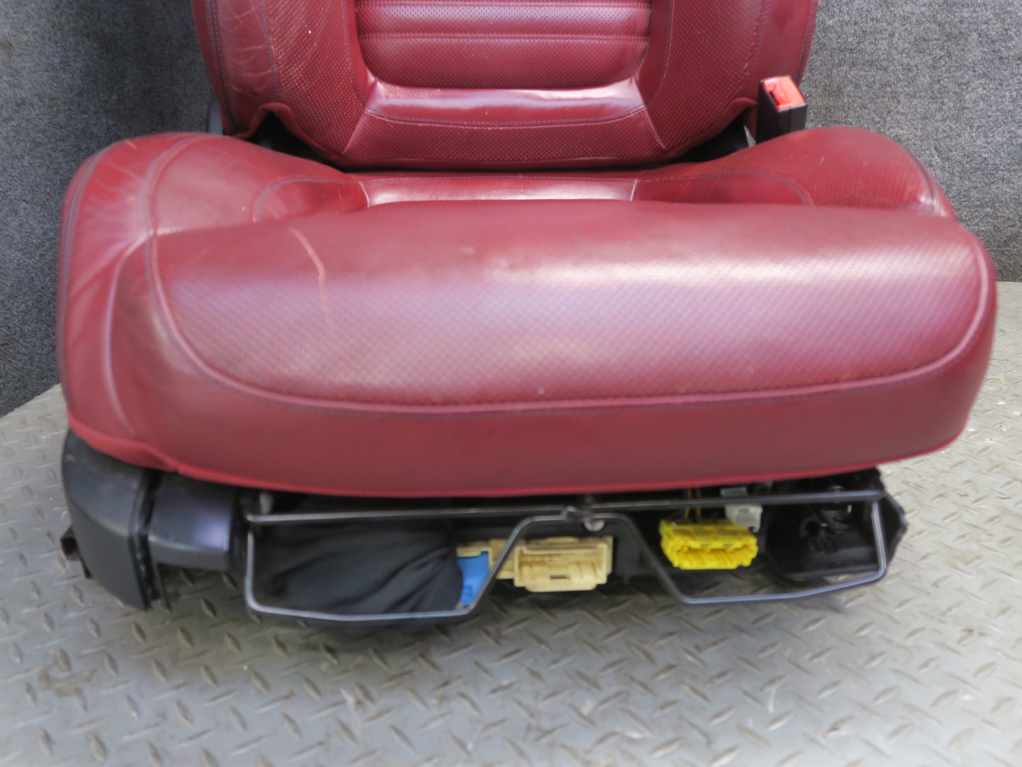13-16 Mercedes R231 SL550 Front Left & Right Leather Dynamic Seat RED Set OEM