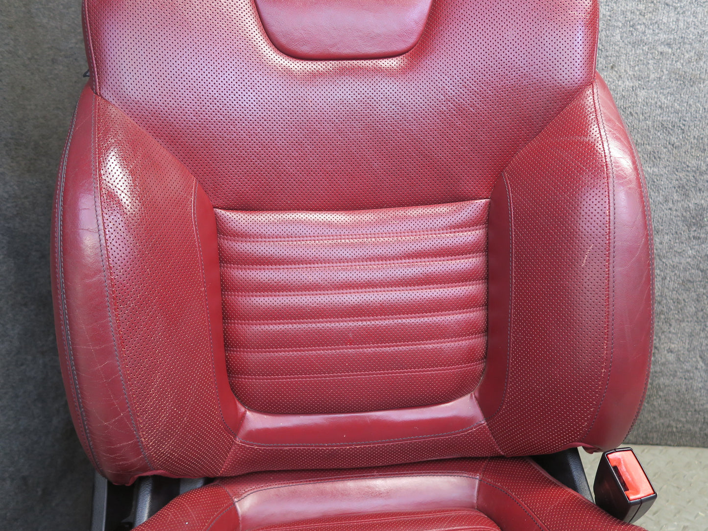 13-16 Mercedes R231 SL550 Front Left & Right Leather Dynamic Seat RED Set OEM