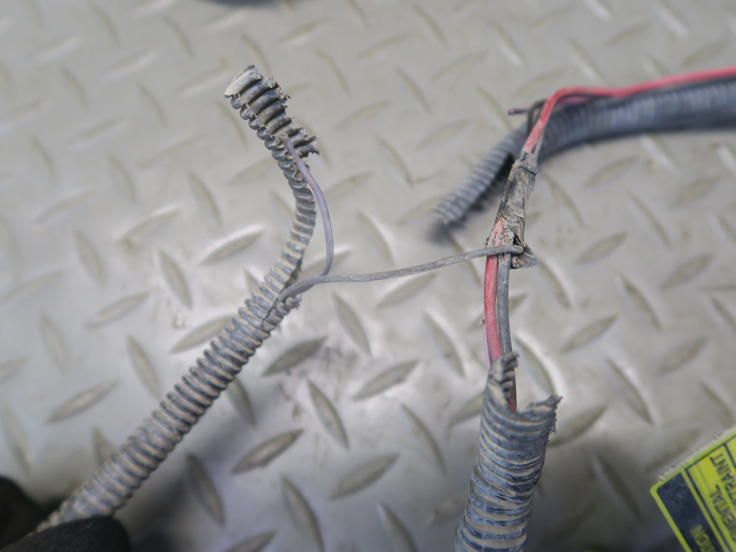 1998 Chevrolet Corvette C5 5.7L LS1 A/T Engine Bay Wire Wiring Harness OEM