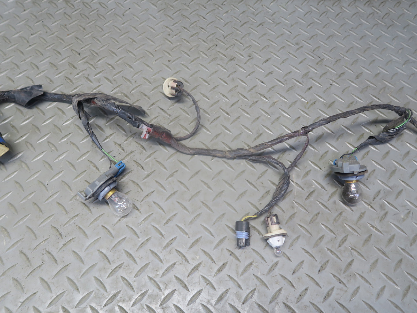 98-04 Chevrolet Corvette C5 Rear Bumper Wire Wiring Harness OEM