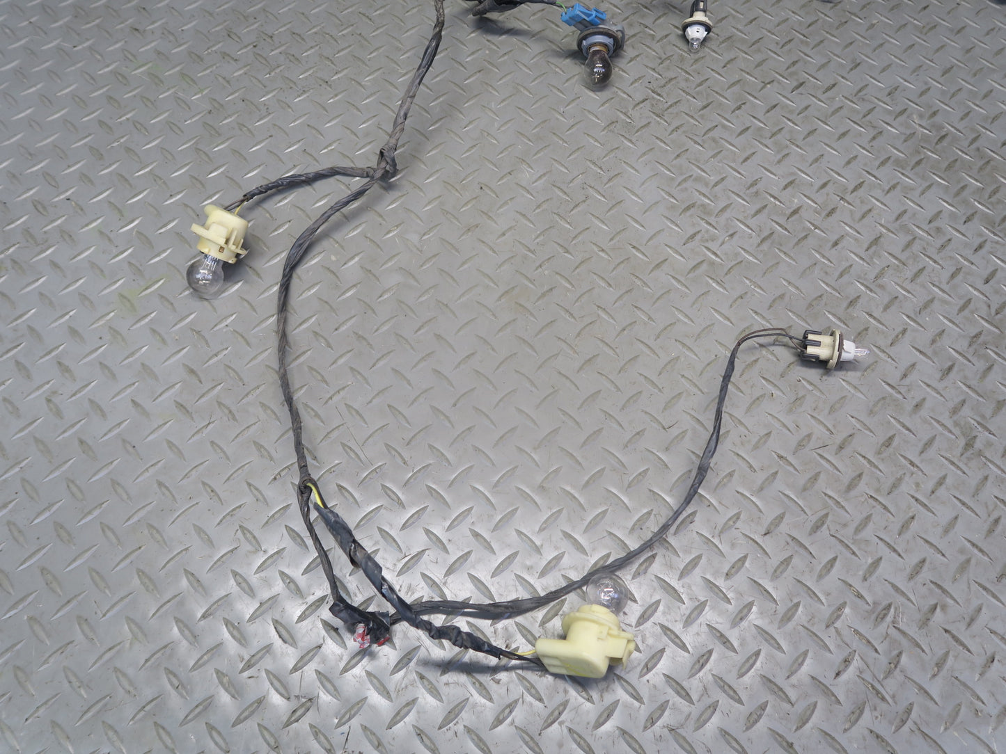 98-04 Chevrolet Corvette C5 Rear Bumper Wire Wiring Harness OEM