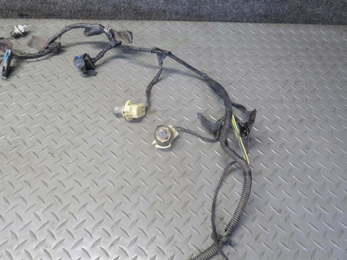 98-04 Chevrolet Corvette C5 Rear Bumper Wire Wiring Harness OEM
